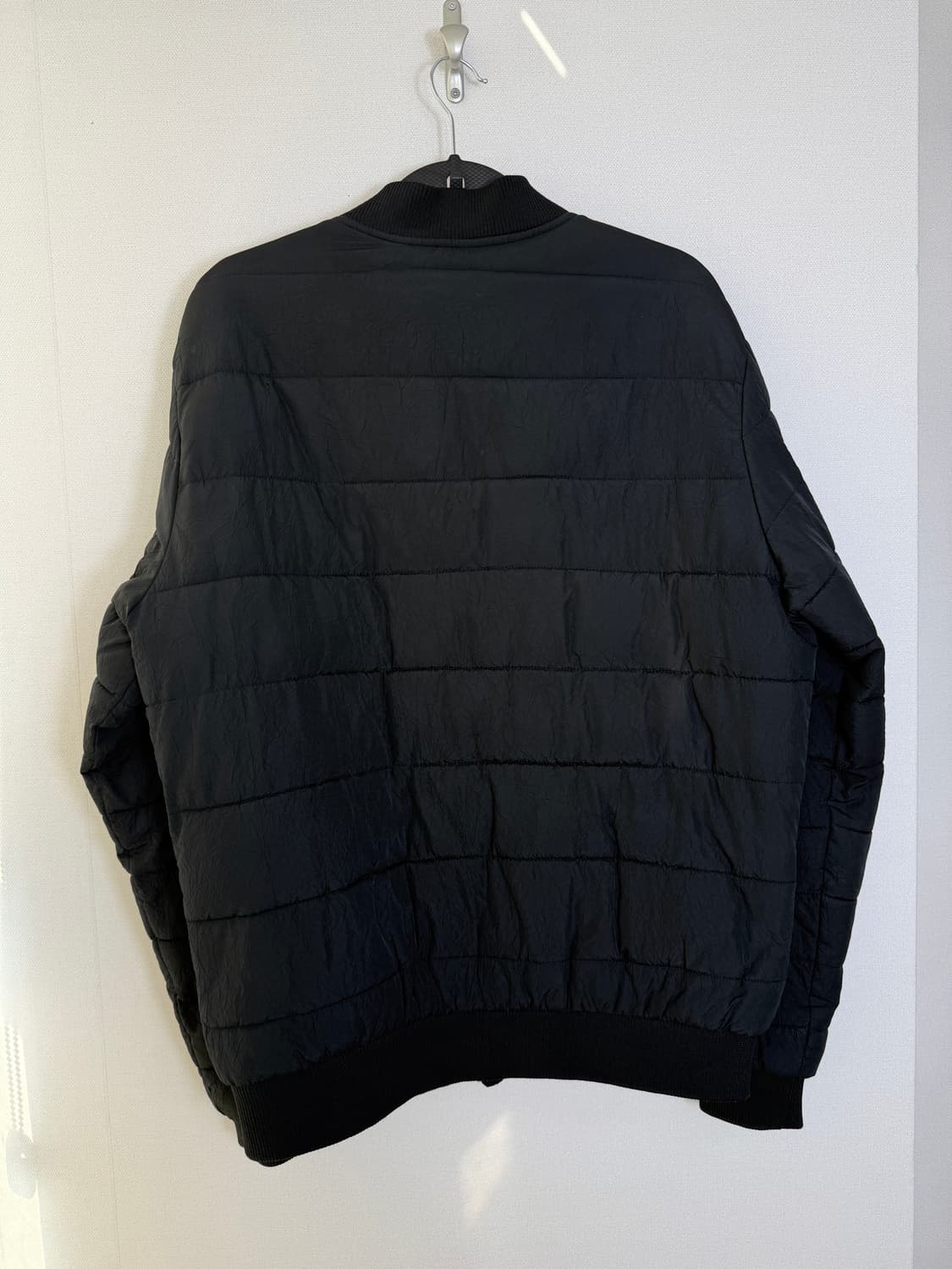 H&M 봄버 경량패딩 상품이미지4