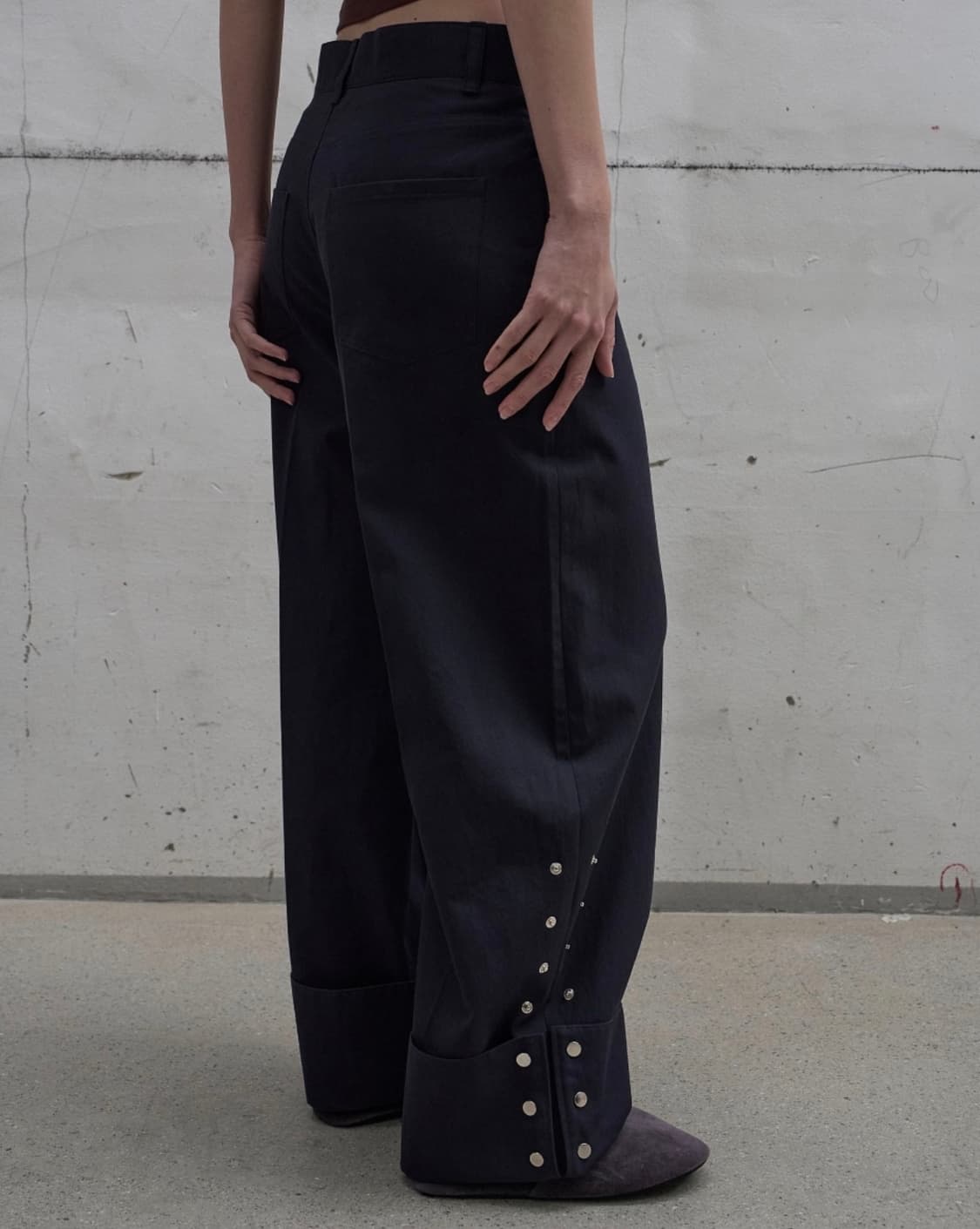 LCDC SIDE SNAP WIDE TROUSERS NAVY 상품이미지3