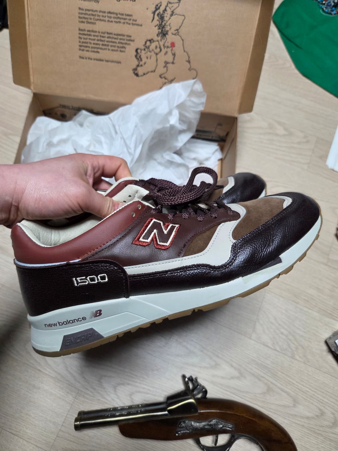 (핏팅모델 촬영용 1회 착)뉴발란스 1500 브라운 가죽 콤비 스웨이드  상품이미지2