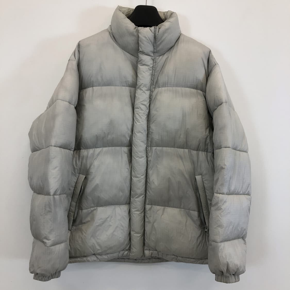 자라 dnwr 라이트그레이 푸퍼패딩 XL 상품이미지1