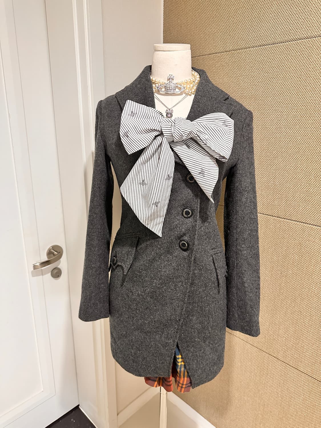 비비안웨스트우드 앵글로매니아울코트 상품이미지1