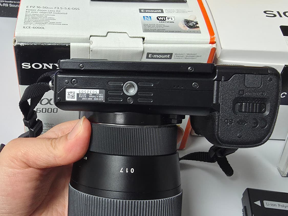 소니a6000 번들킷 + 시그마 16mm 상품이미지2