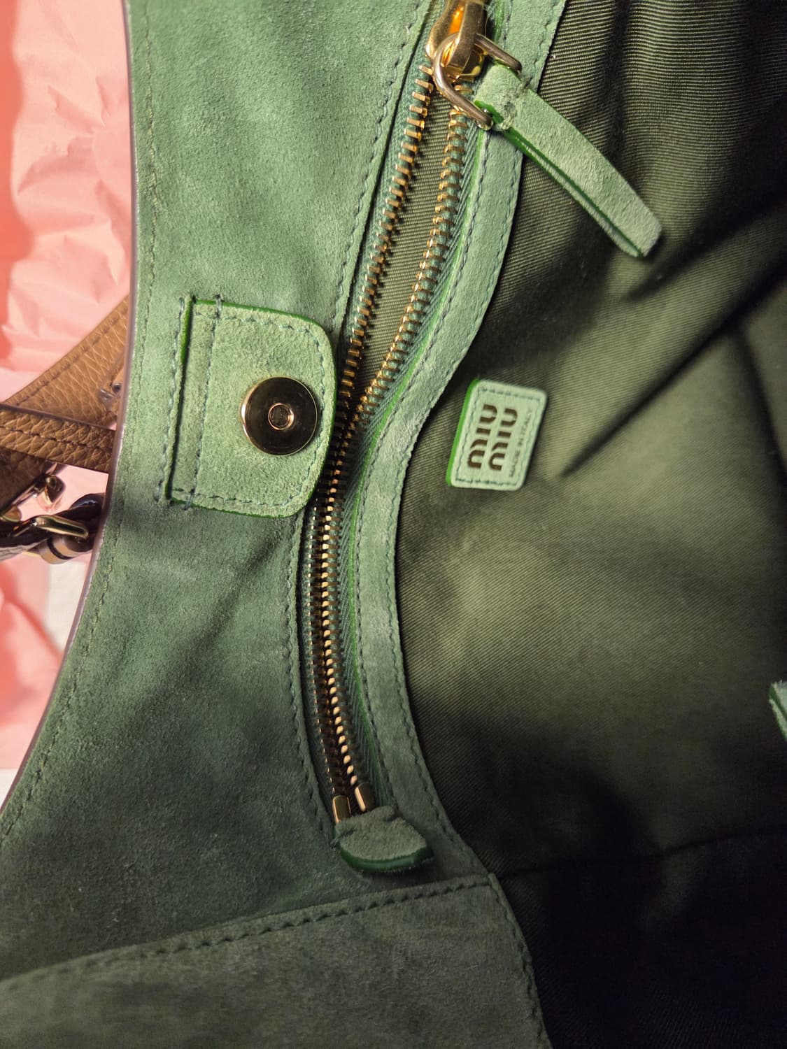 미우미우 가죽 버킷백 상품이미지6