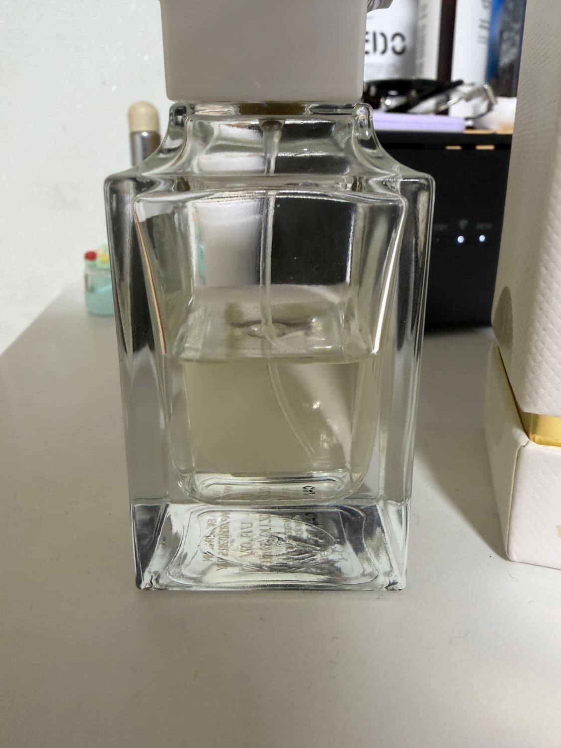 톰포드 화이트 스웨이드 50ml 향수 상품이미지2