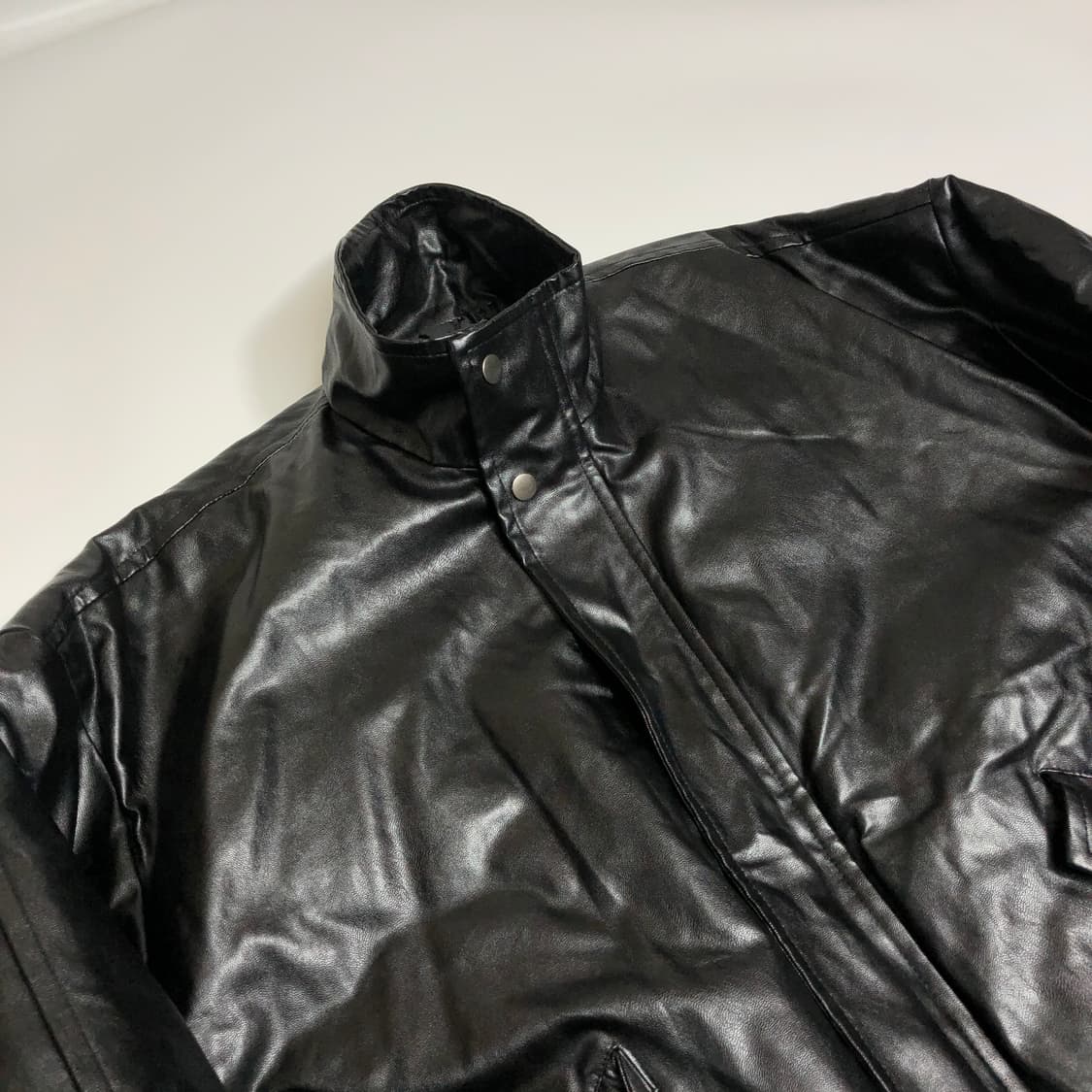 에이틴밀리미터 레더 봄버 자켓  상품이미지3