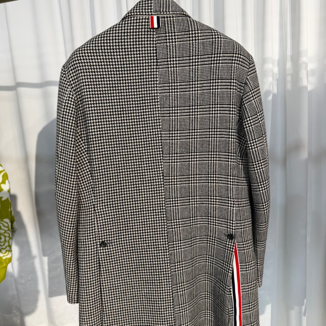 (2) 톰브라운 펀믹스 글렌 하운드투스 RWB 울 코트 상품이미지7