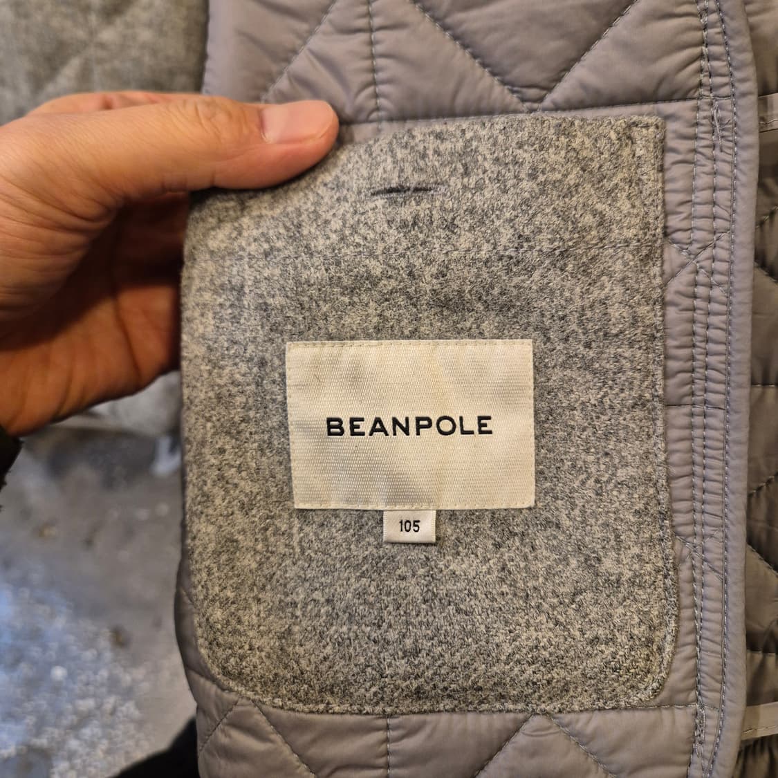 105(착샷잇음) 빈폴 그레이 퀼팅패턴 울조끼 상품이미지5