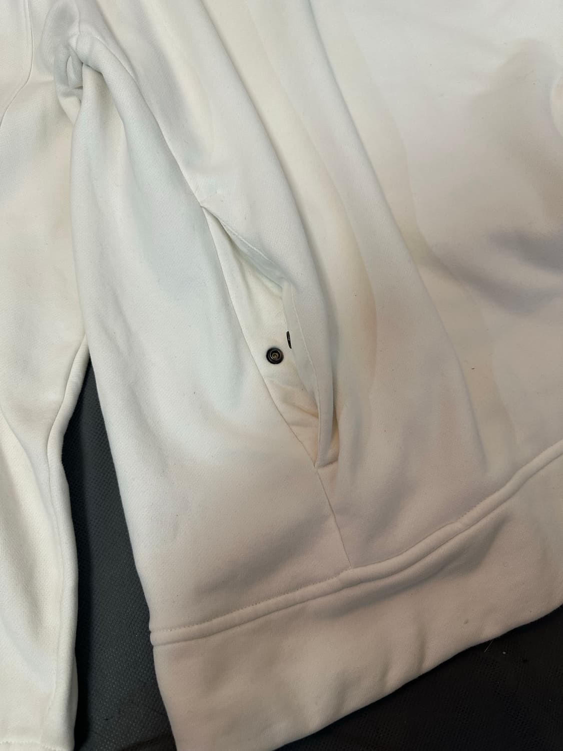 씨피컴퍼니 맨투맨 20FW 상품이미지9