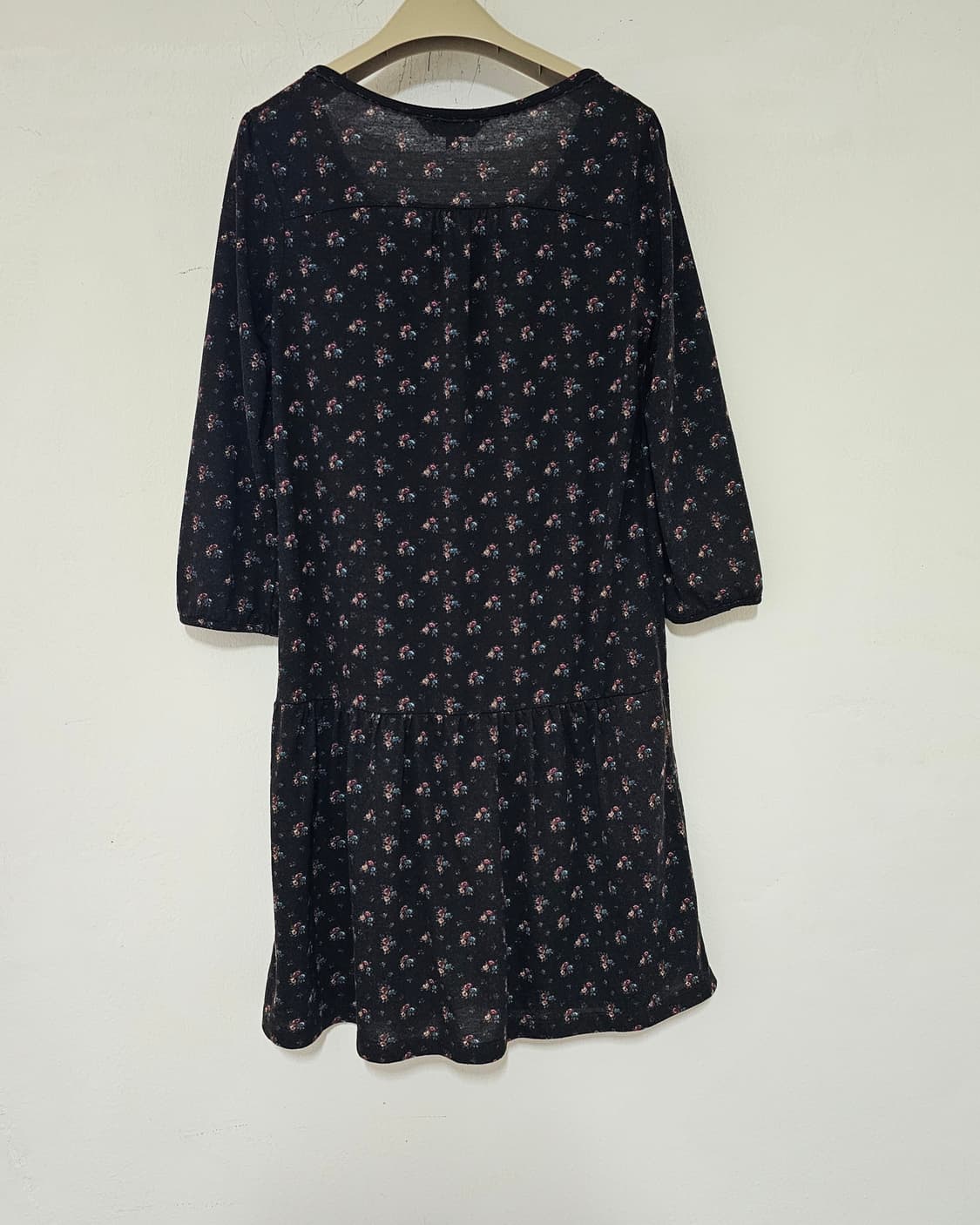 써스데이아일랜드  진갈색 7부  원피스 M. 상품이미지4