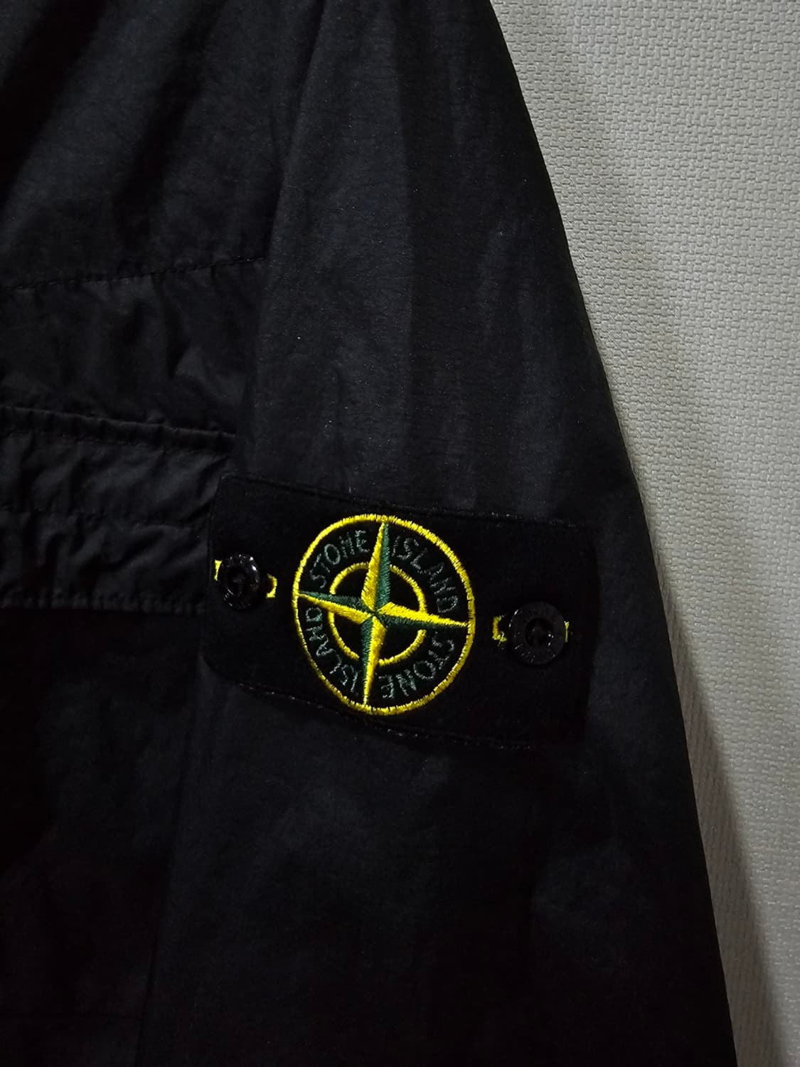 정품 스톤아일랜드 22SS 멤브라나 3L TC 후드 자켓 95 / M 상품이미지3