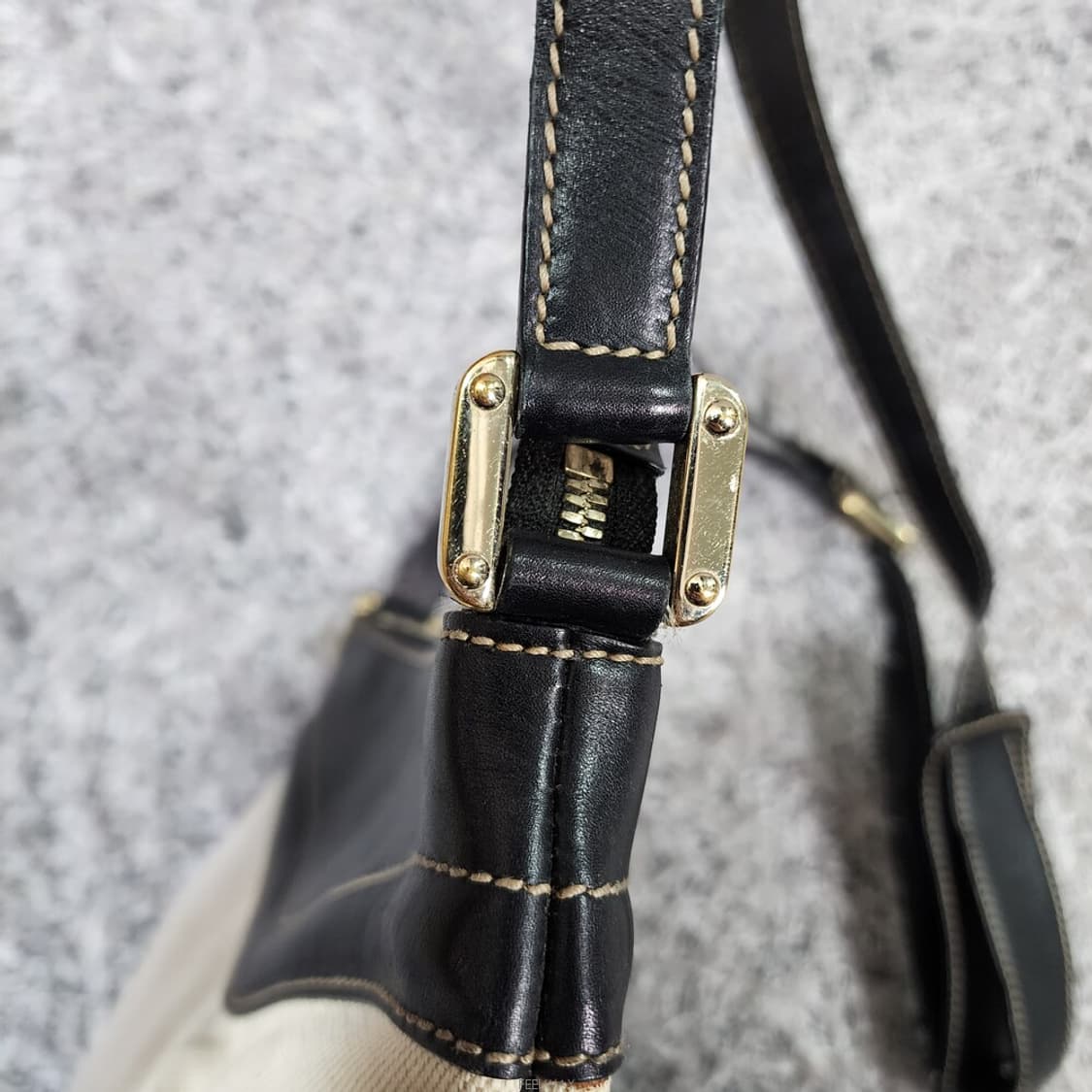 구찌 자가드 크로스백 상품이미지7