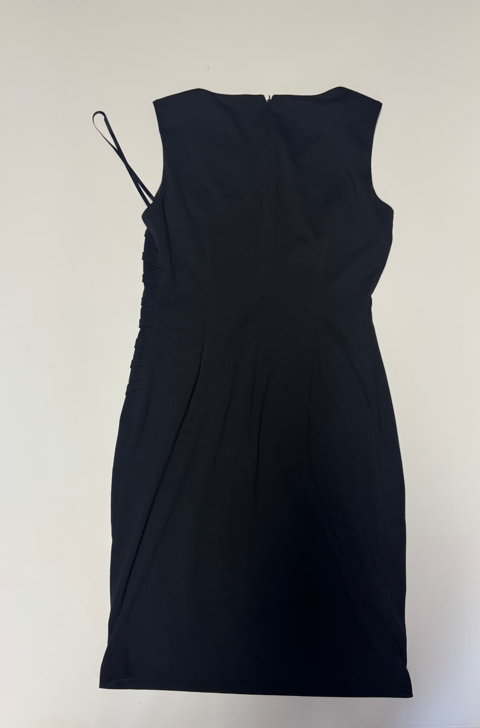 여성 캘빈클라인 슬리브리스 사이드 셔링 쉬스 원피스 S 블랙 상품이미지2