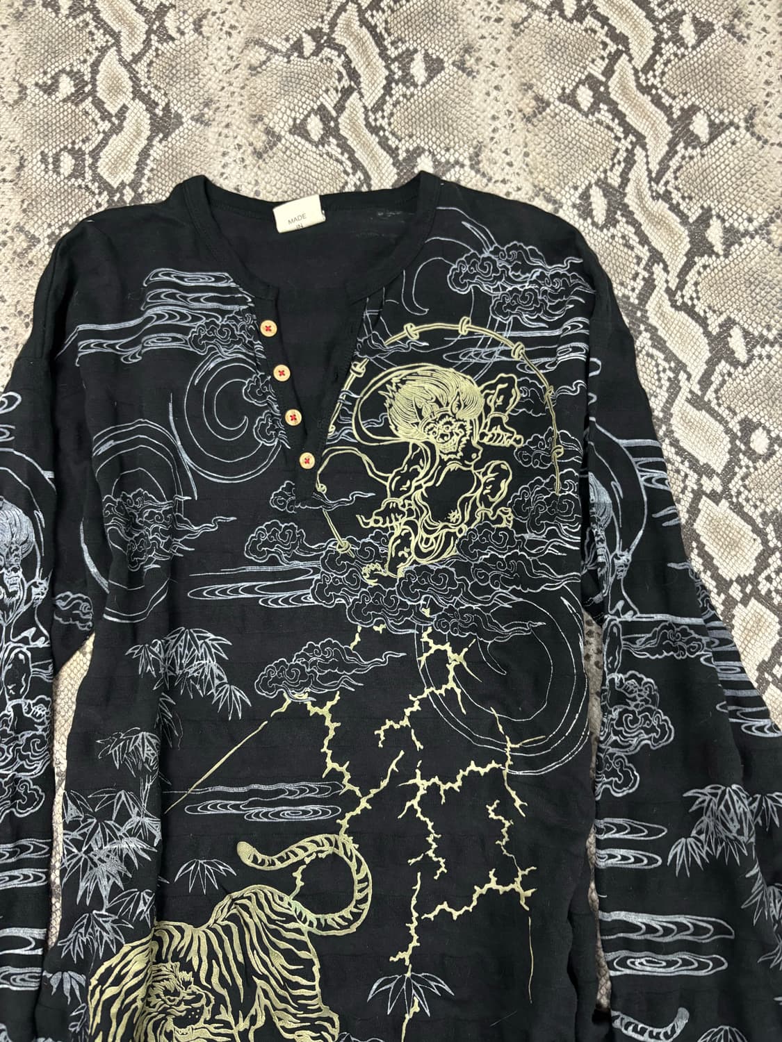 Oriental Full Print Black Sleeve 상품이미지3