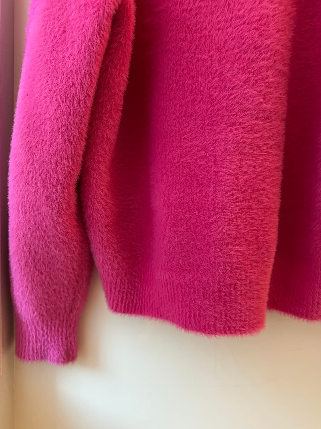 스투시 쉐기 핑크 가디건 상품이미지6