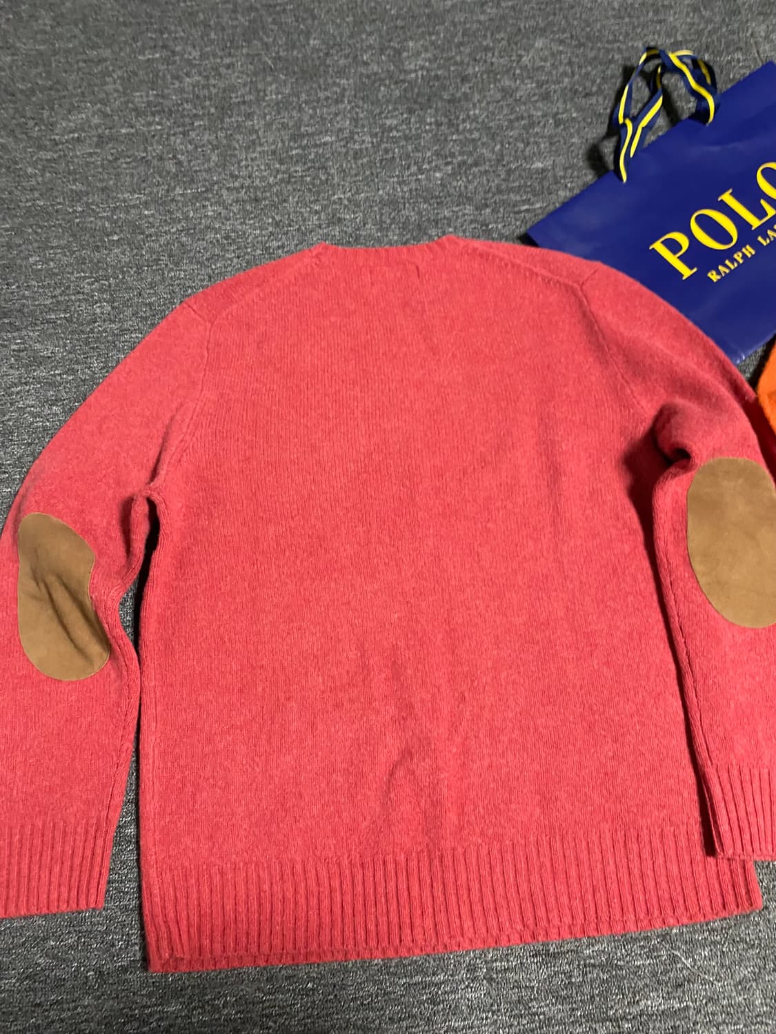 [반값이하급처] 폴로 최신QR 울캐시미어 엘보 패치 니트 상품이미지4