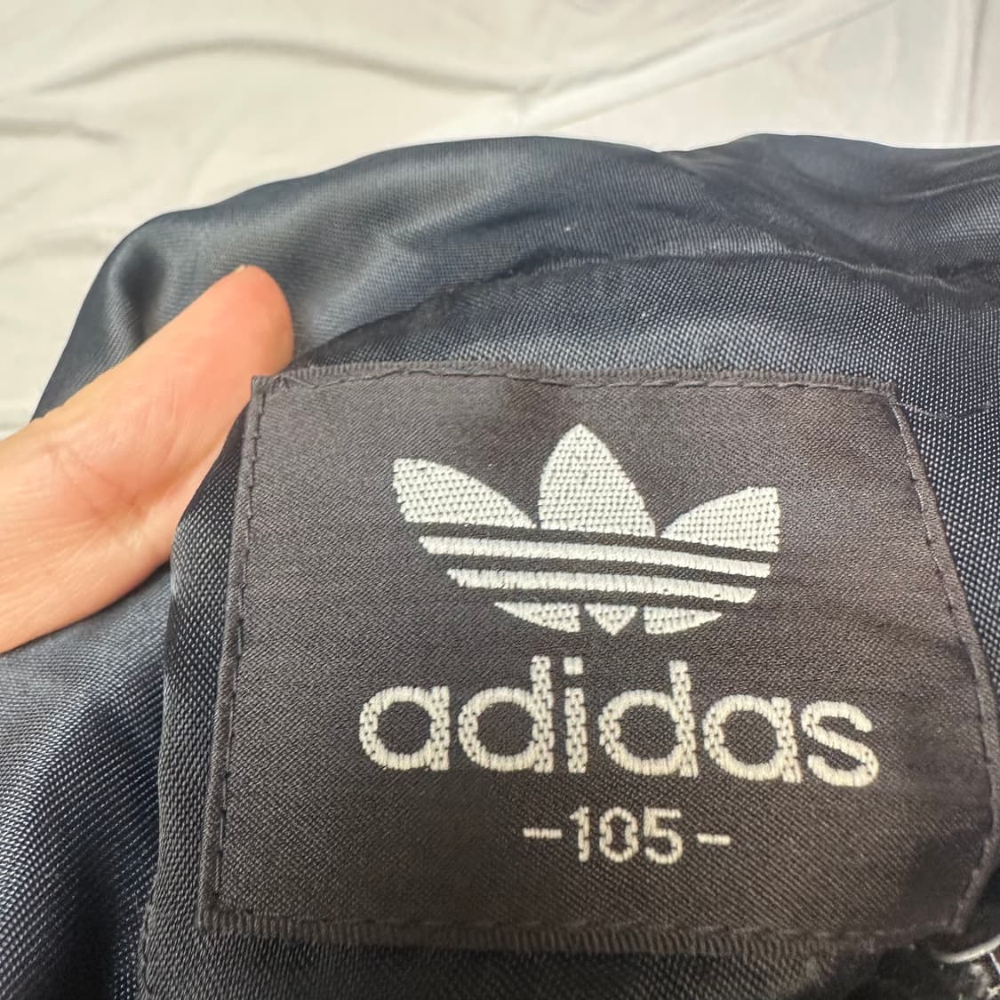 아디다스 00s 트레포일빅로고 새틴블랙블루종 105 상품이미지4