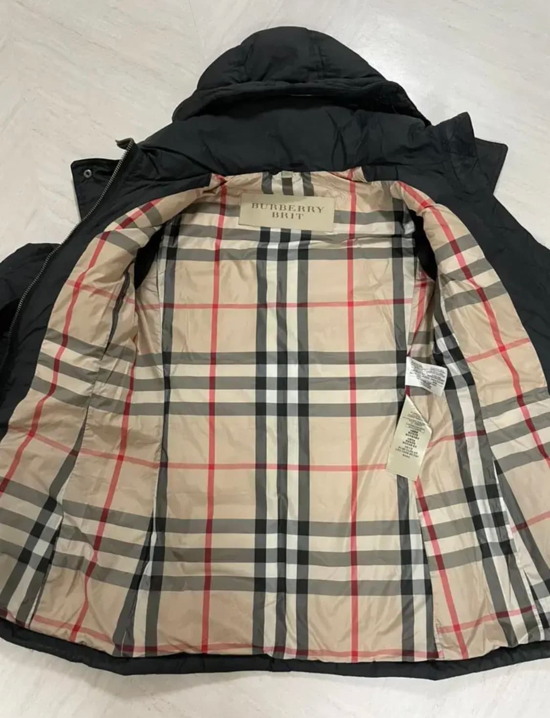 XS) 버버리 브릿 여성 패딩 블랙 상품이미지7