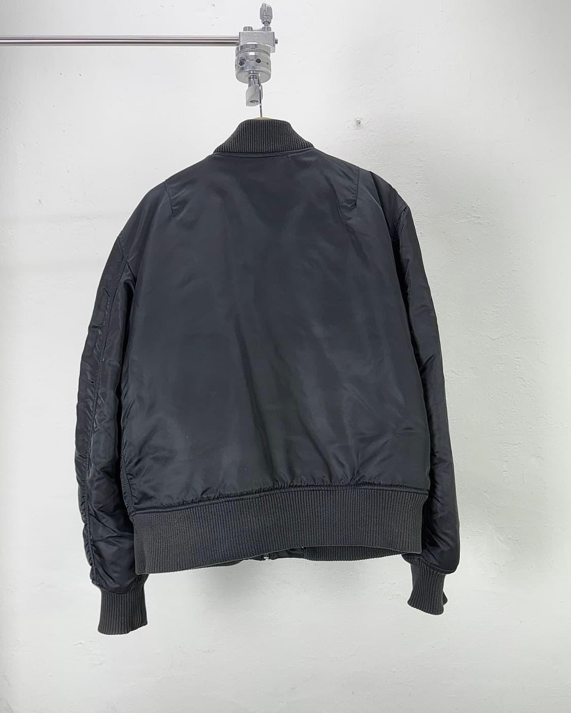 알파 인더스트리 블랙 벨크로 와펜 ma-1 자켓 상품이미지6