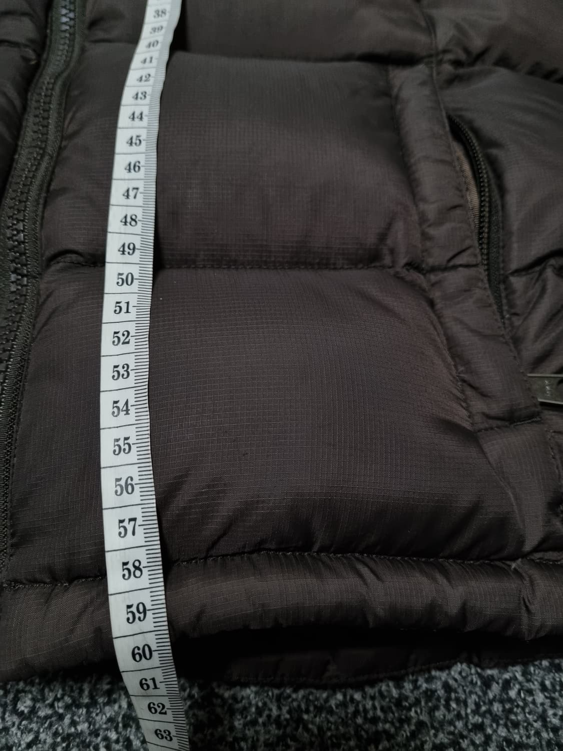 노스페이스 여성 눕시700 패딩 OG 브라운 해외판 S 상품이미지10