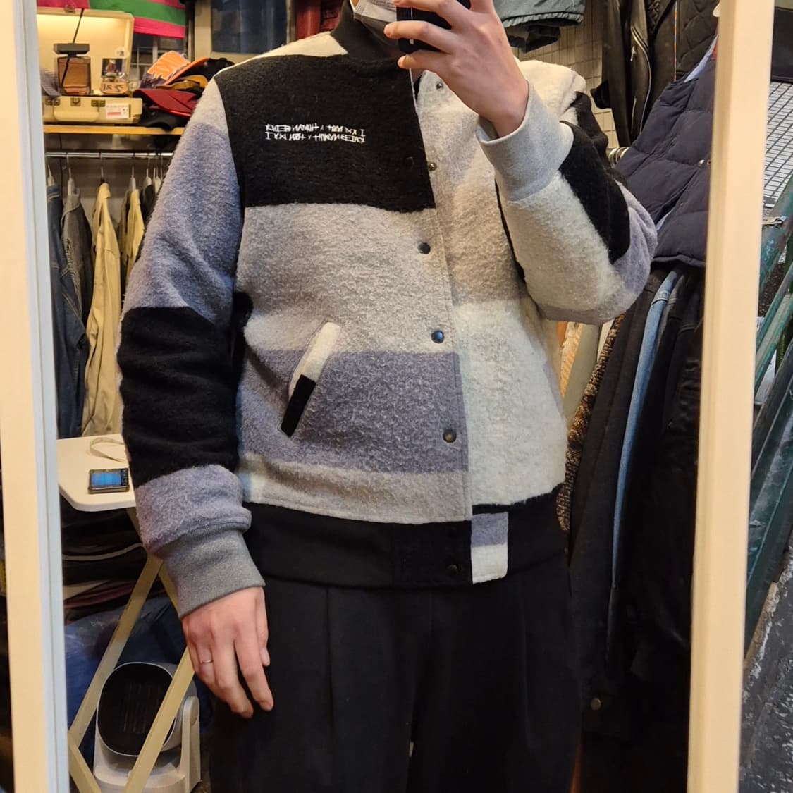 L(착샷잇음) 디스이즈네버댓 패턴 울 블루종자켓  상품이미지3