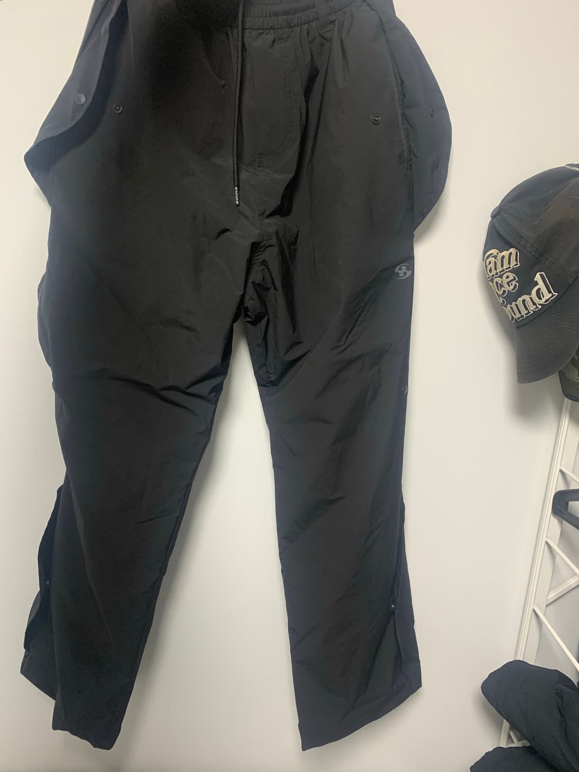 산산기어 웨이브 펜츠 블랙 상품이미지2