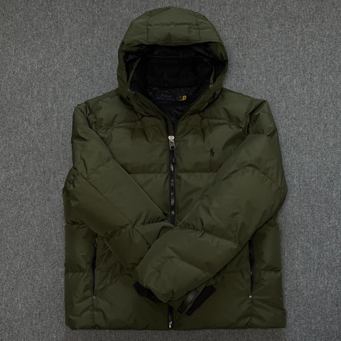 폴로 다운 패딩 카키 L 상품이미지1