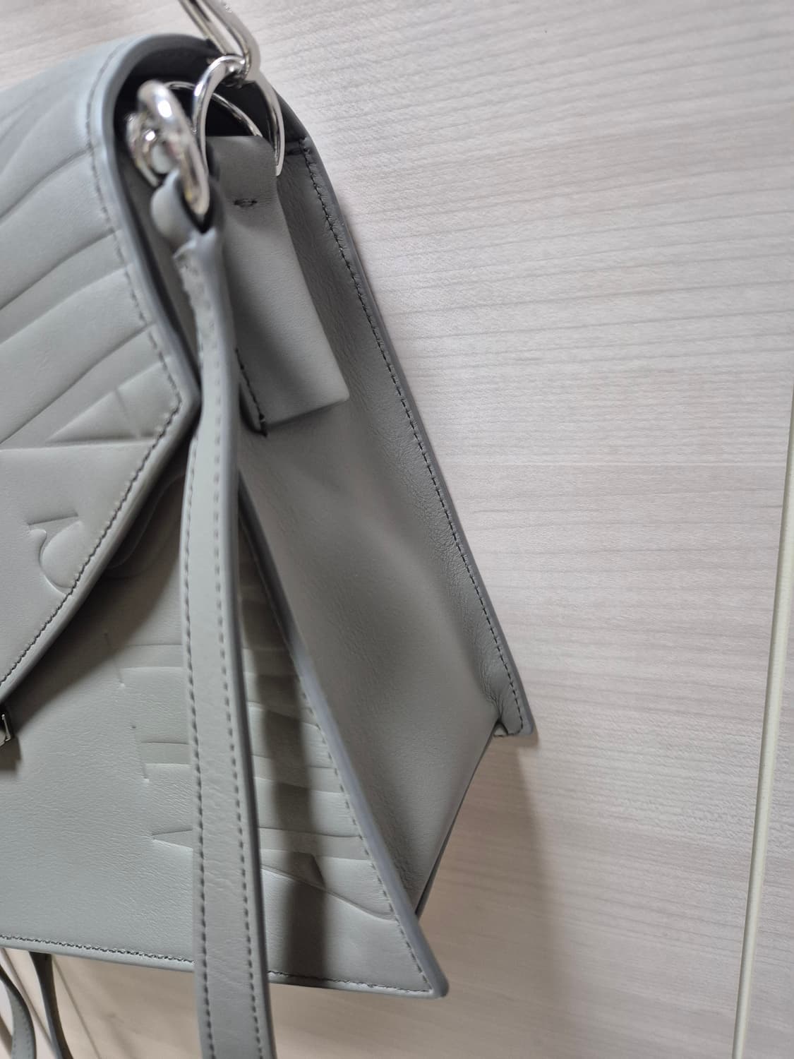 (새제품급) 올세인츠 Redchurch 체인숄더백 크로스 리얼가죽 상품이미지9