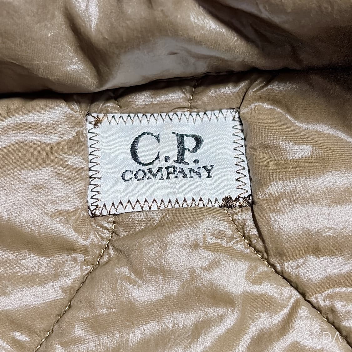 CP컴퍼니 고글 후드 그린 야상 자켓 상품이미지5