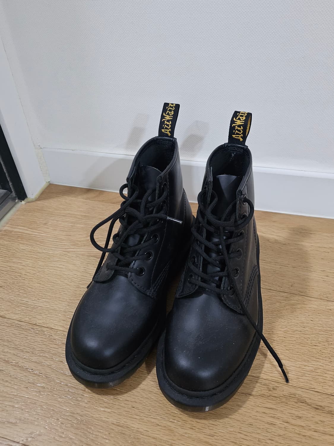 닥터마틴 워커 오리지널 101 스무스 6홀 235-240 eu37 사이즈 상품이미지1