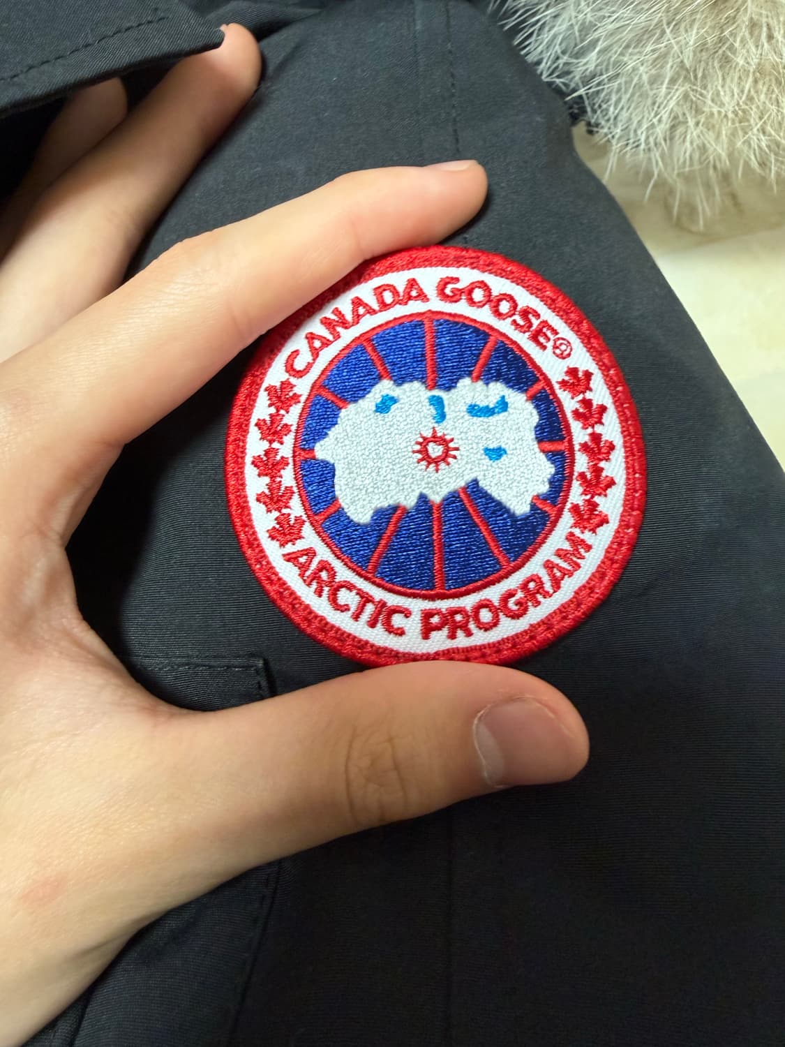 캐나다구스 칠리왁 봄버 s 22fw 새상품급 상품이미지5