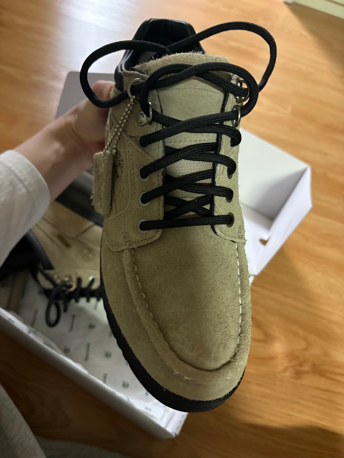 디스이즈네버댓x팀버랜드 고어텍스 부츠 265사이즈 판매합니다. 상품이미지3