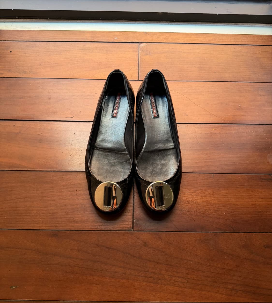 Prada 프라다 플랫 슈즈 상품이미지1