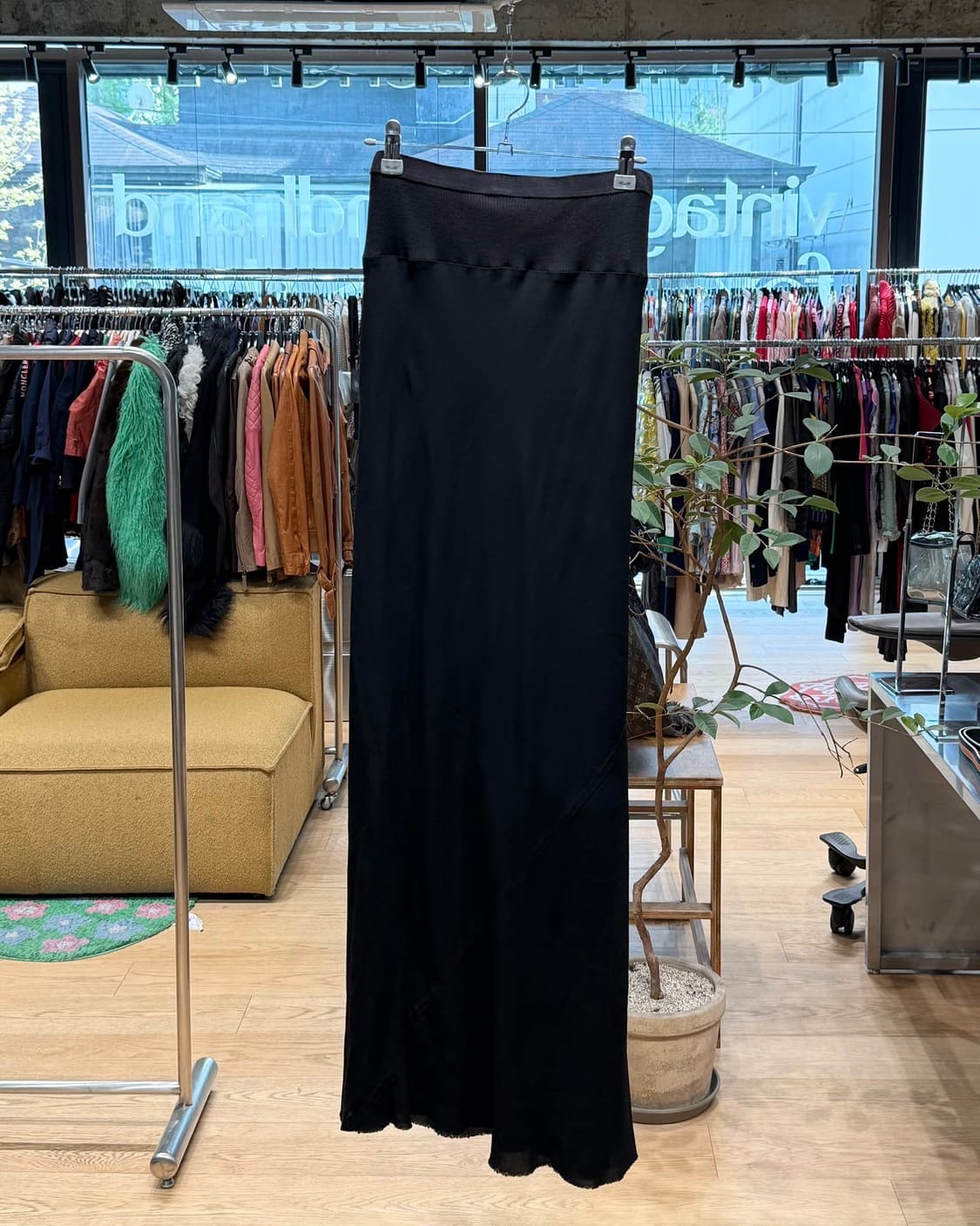 릭 오웬스 16ss 블랙 셔링 롱 스커트  상품이미지1