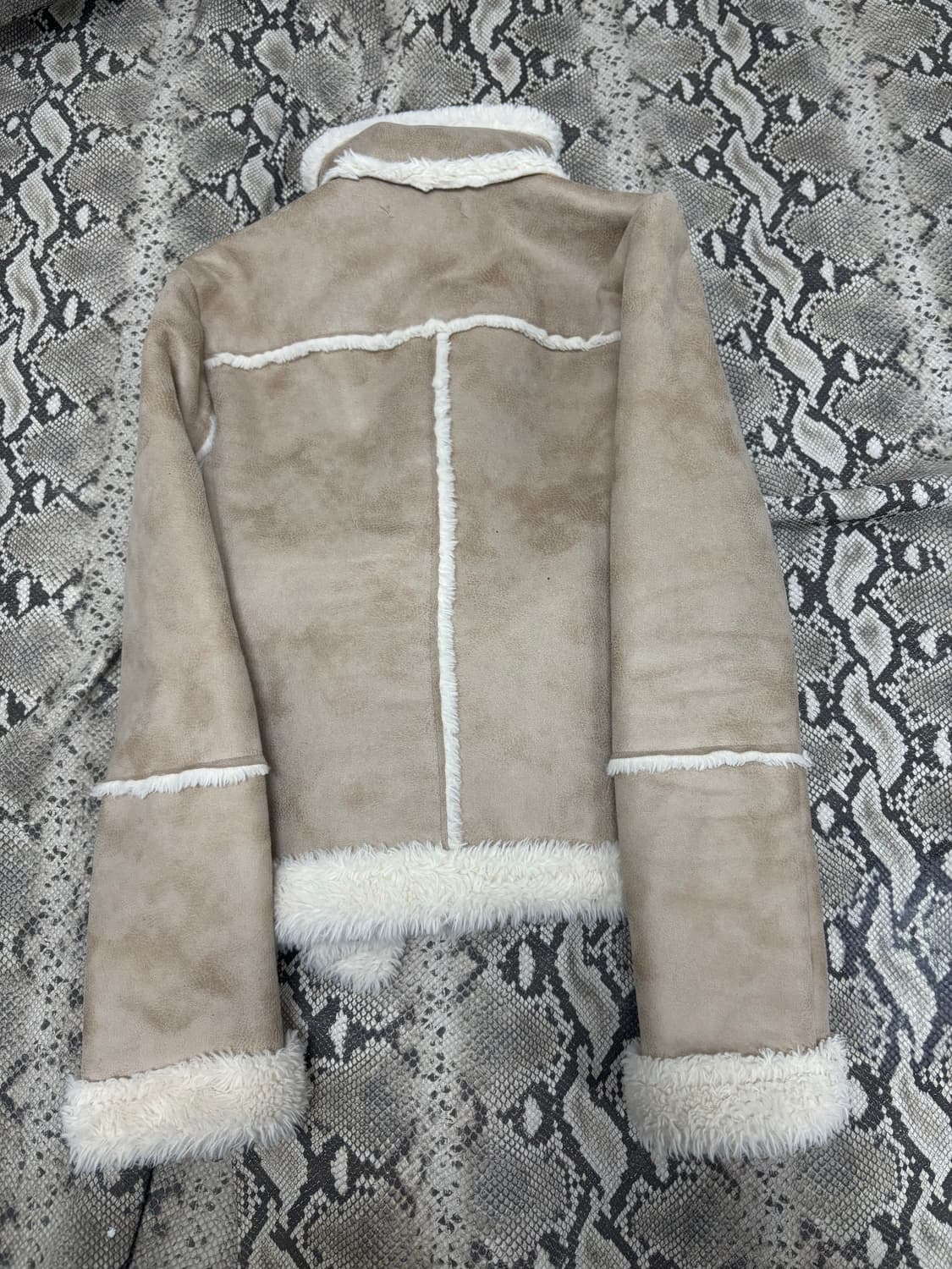 Y2K High Neck Buckle Detail Mustang 상품이미지8