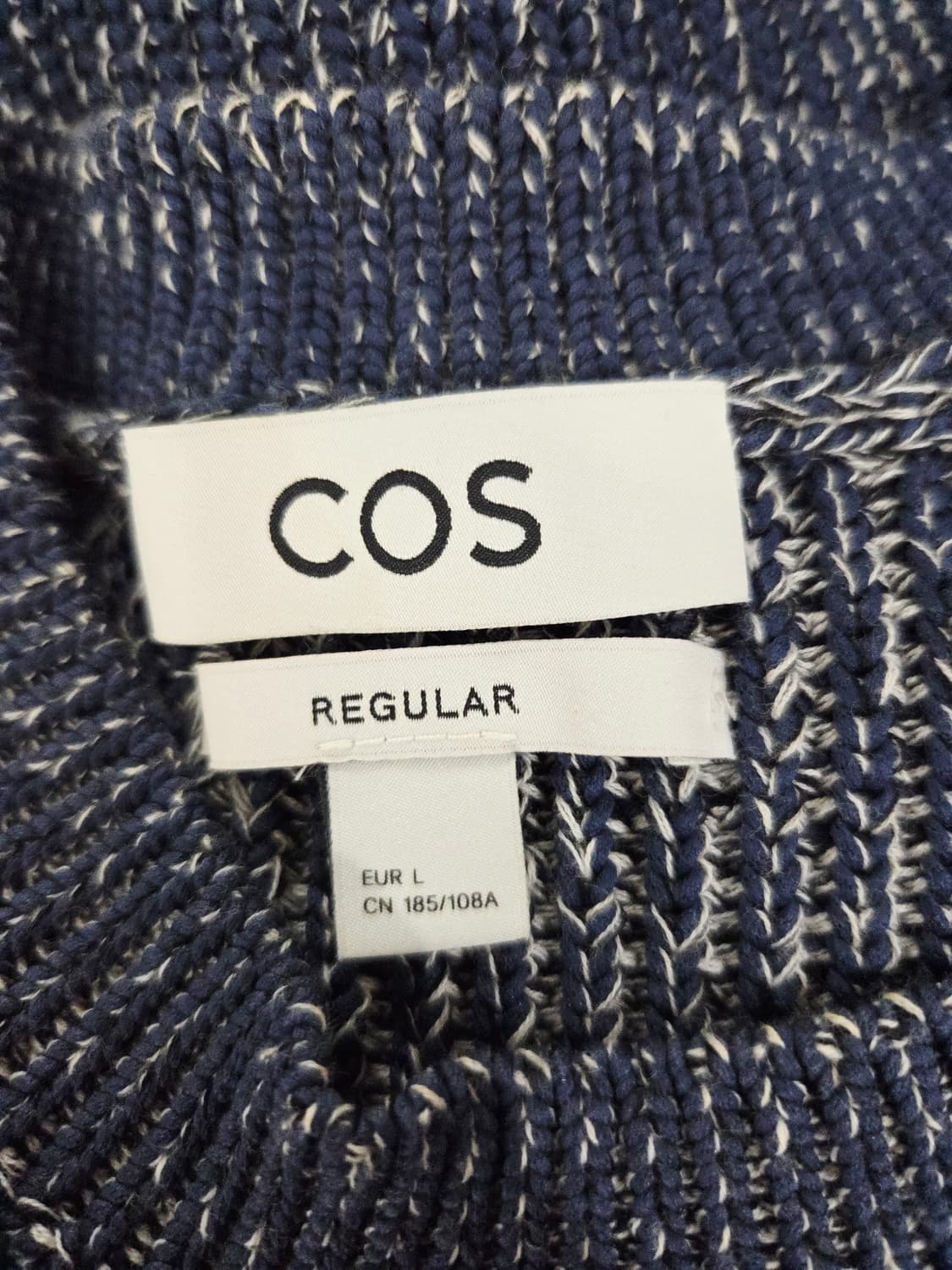 COS 코스 레귤러핏 텍스처 믹스 니트 상품이미지7