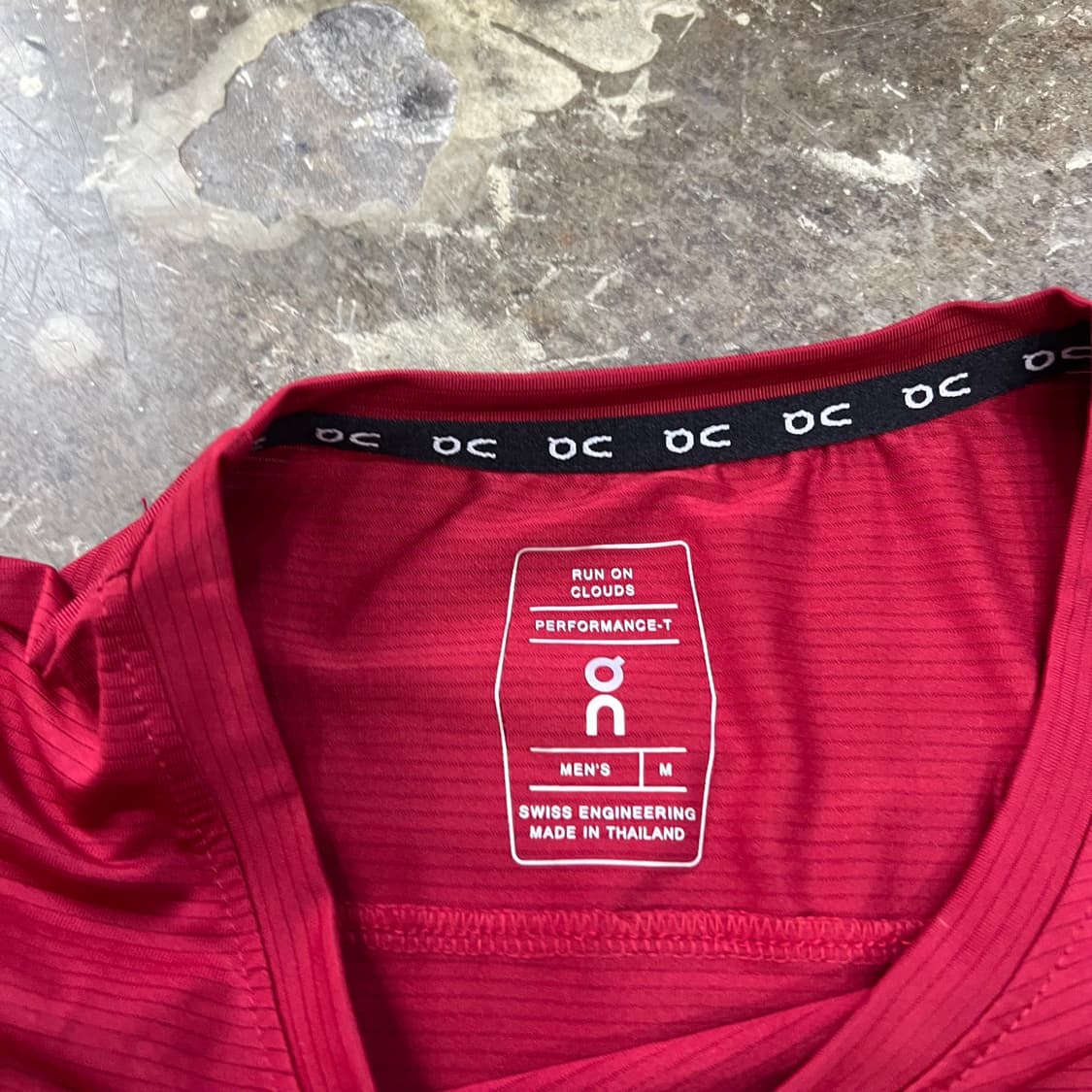 M) on running 온러닝 퍼포먼스 반팔 티셔츠 버건디 런닝코어 상품이미지3