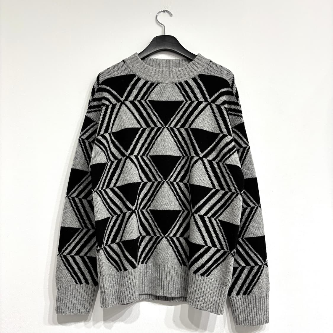 [새상품] 패턴 코튼니트 2컬러 상품이미지1