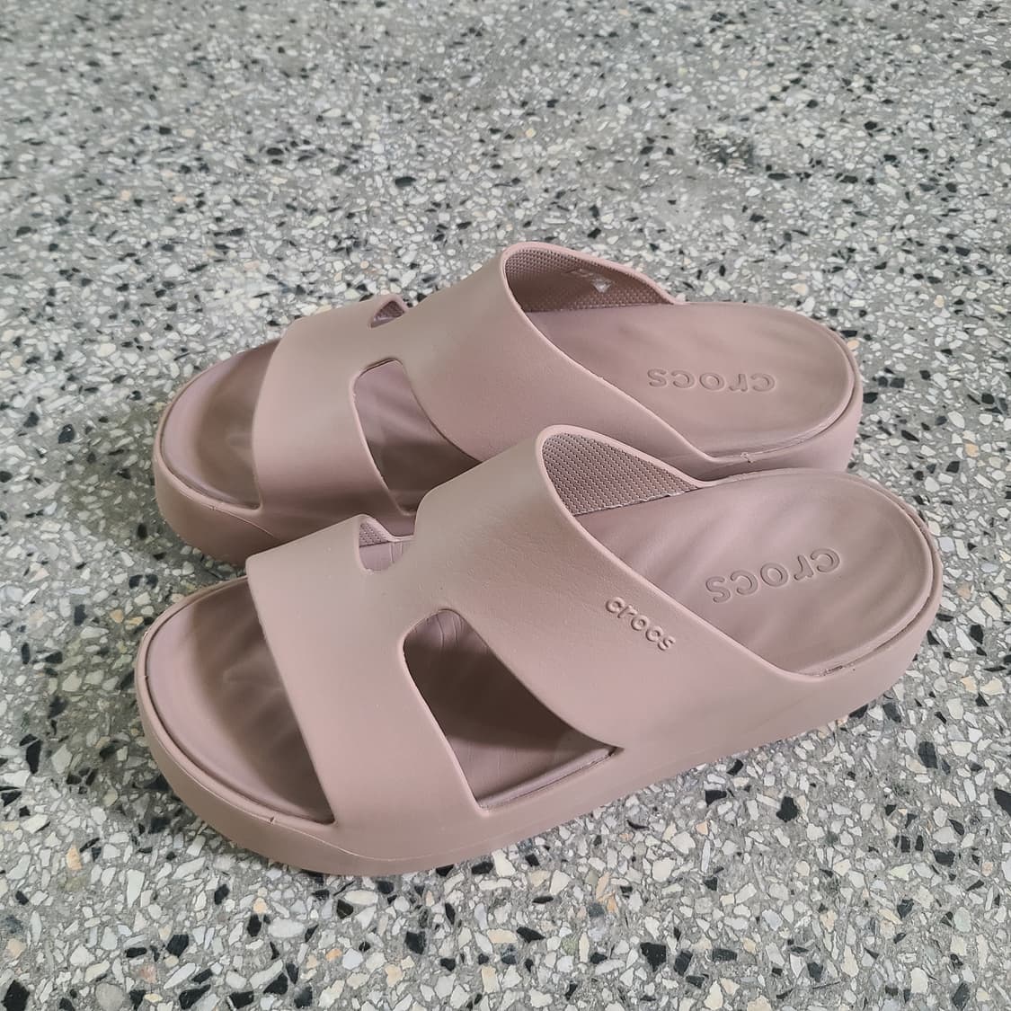 크록스 W8 상품이미지2