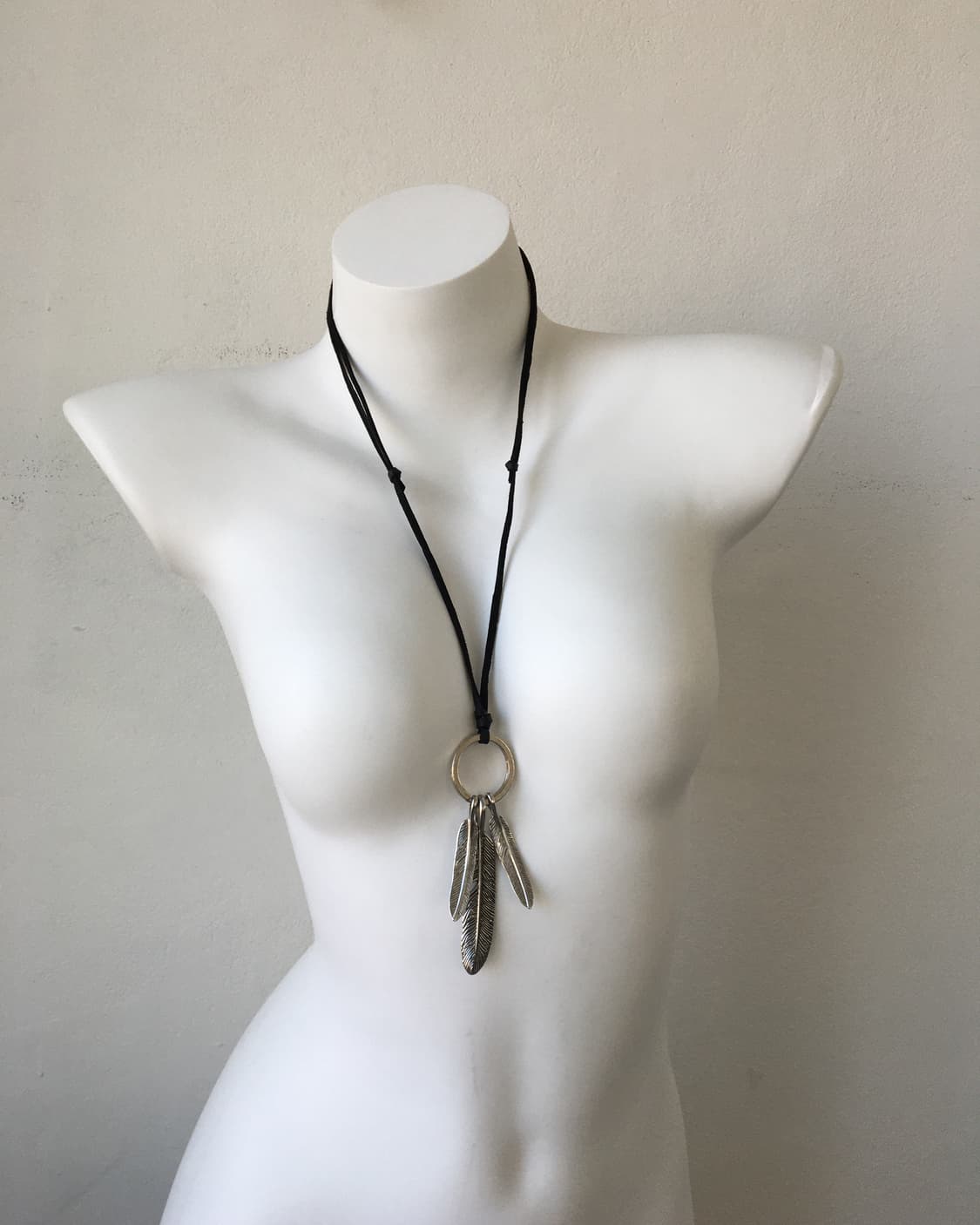 feather pendent necklace 상품이미지2