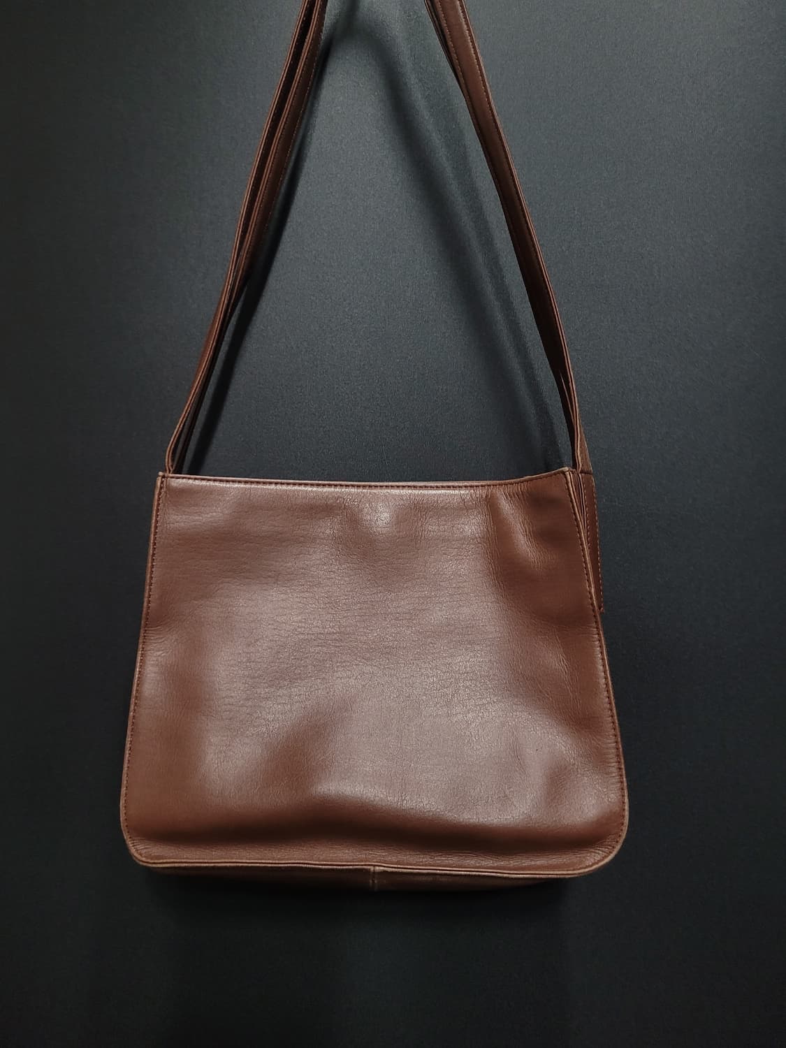 MARGARET HOWELL 마가렛호웰 빈티지 레더 숄더백 상품이미지4