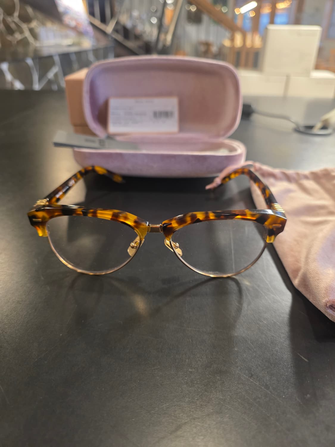 미우미우 뿔테안경 상품이미지2