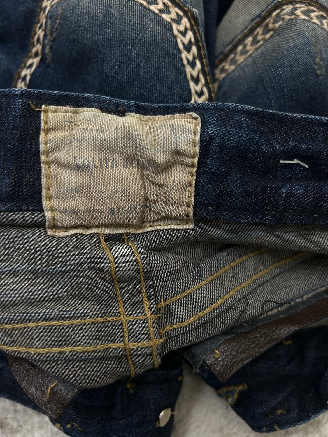 [24]Lolita Jeans 가죽패치 부츠컷 워싱 데님팬츠/스판 상품이미지4