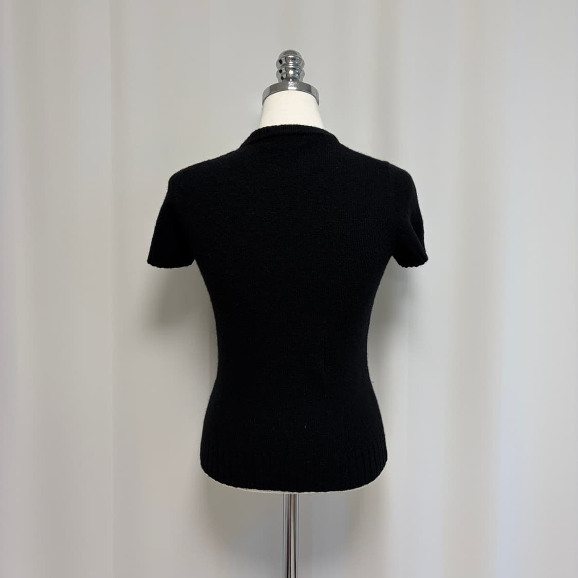 버버리 울 로고 블랙 반팔 니트 상품이미지7