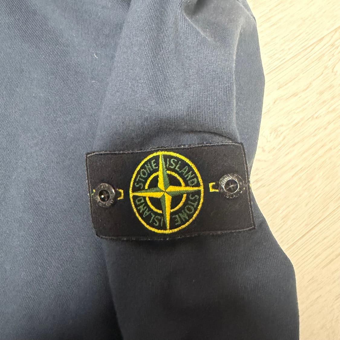 스톤아일랜드 롱슬리브 네이비 상품이미지2