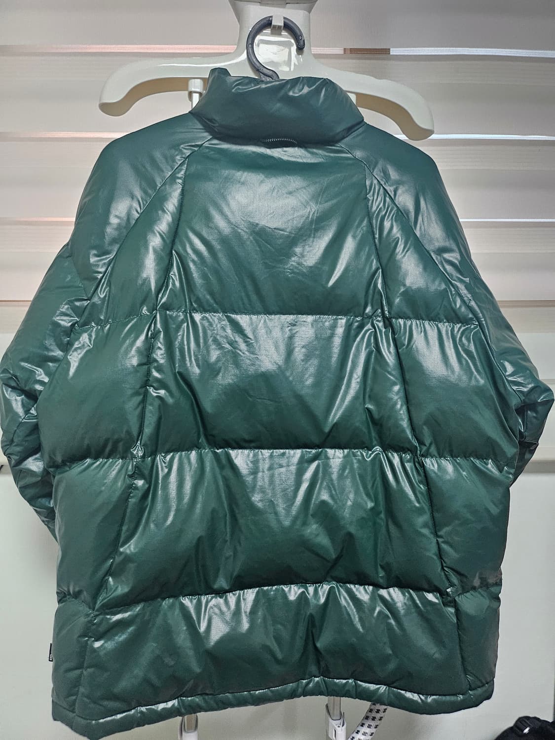 브라운브레스 유광패딩 M 녹색 상품이미지2