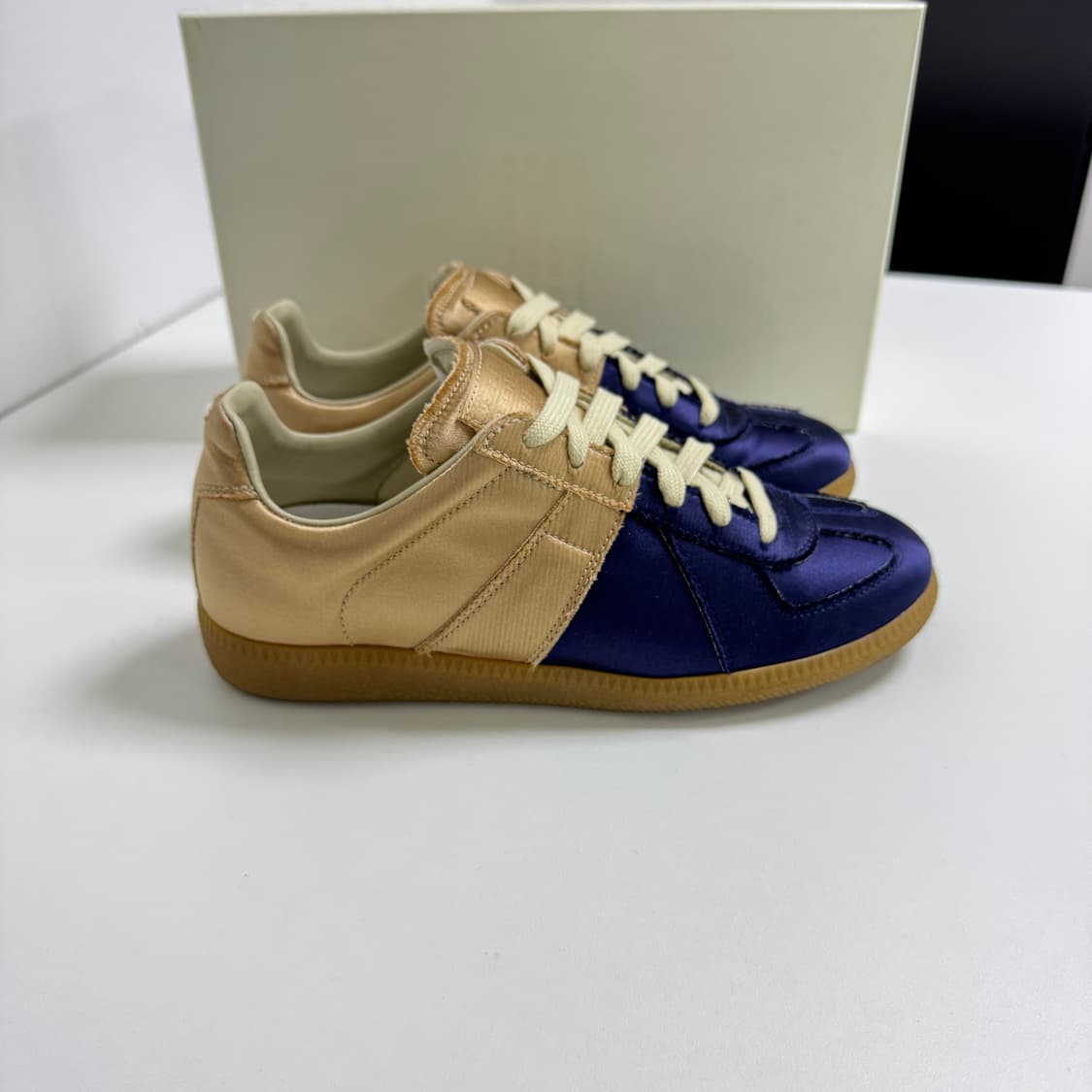 메종 마르지엘라(Maison Margiela)의 레플리카 스니커즈 36 상품이미지3