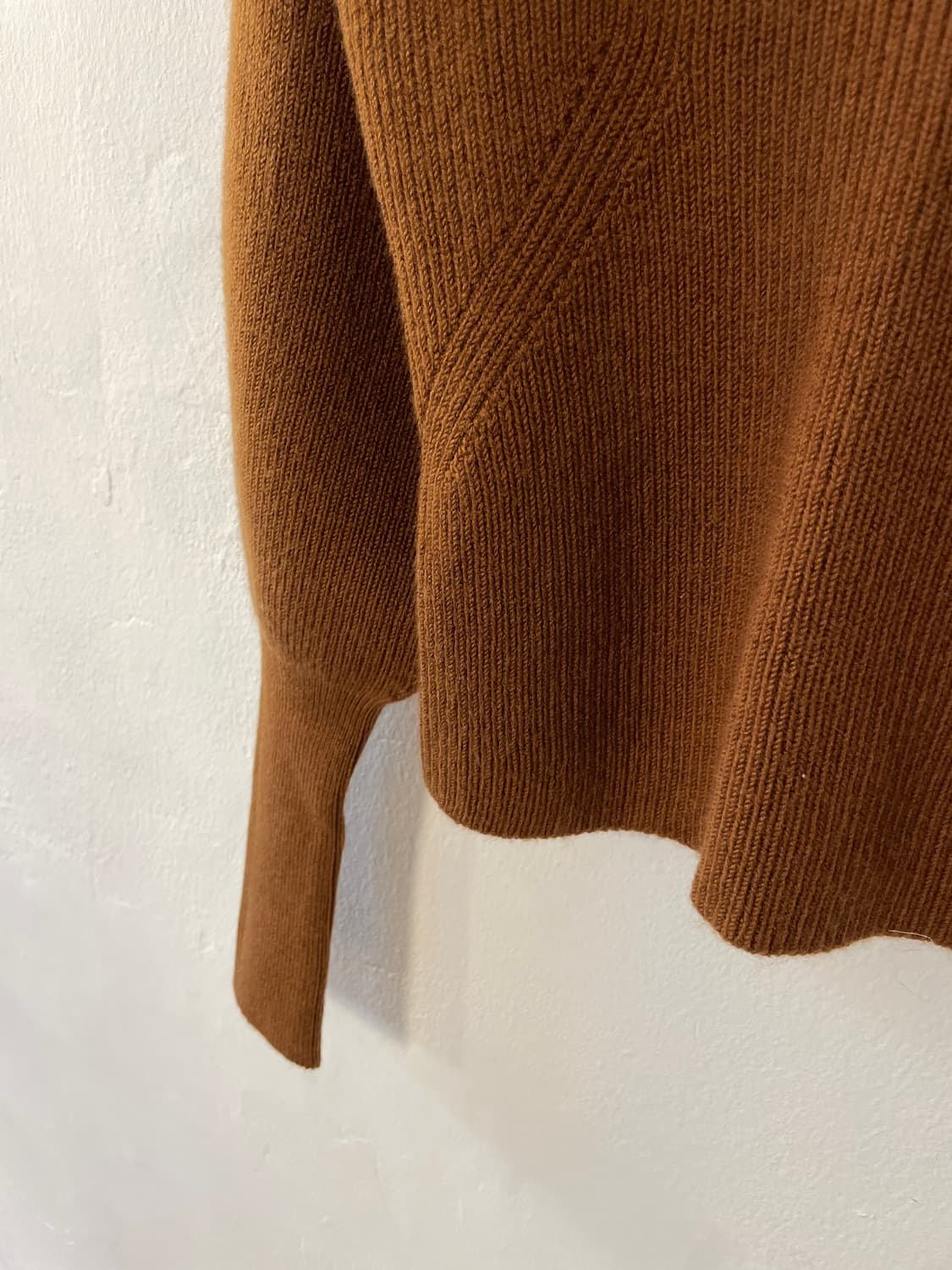 H&M 브이넥 니트  상품이미지6