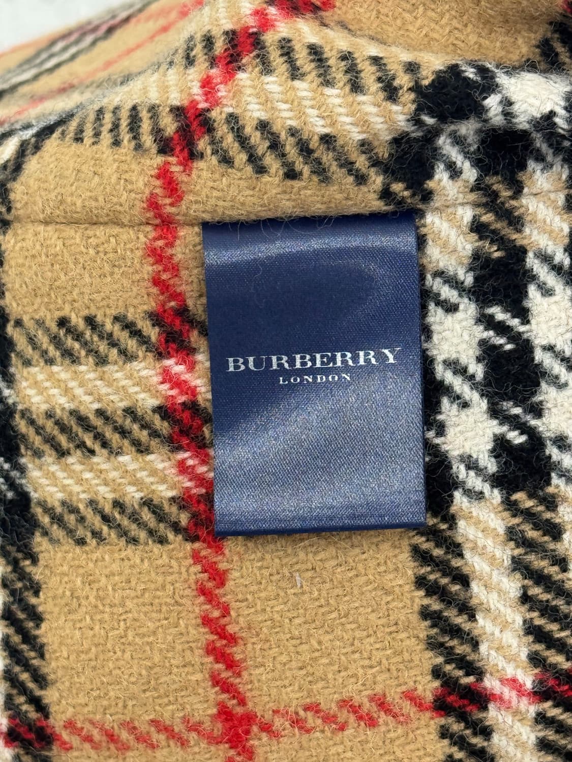 버버리 내피 트렌치코트 상품이미지8