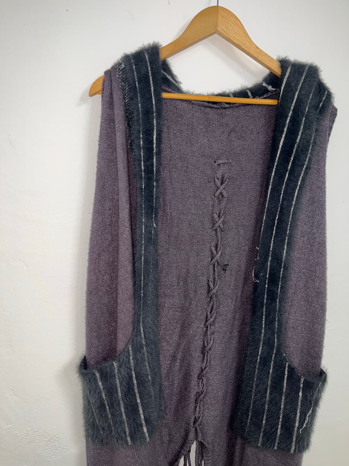 그레이 아일렛 후드 니트 베스트 상품이미지3