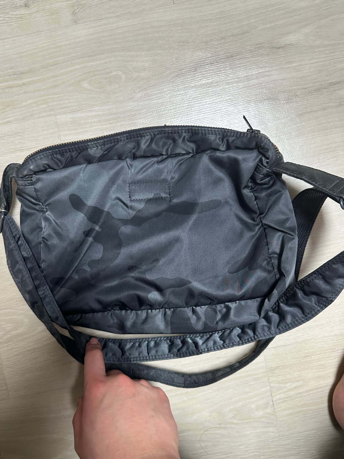 PORTER 요시다 포터 탱커 숄더백 카모 L 상품이미지5